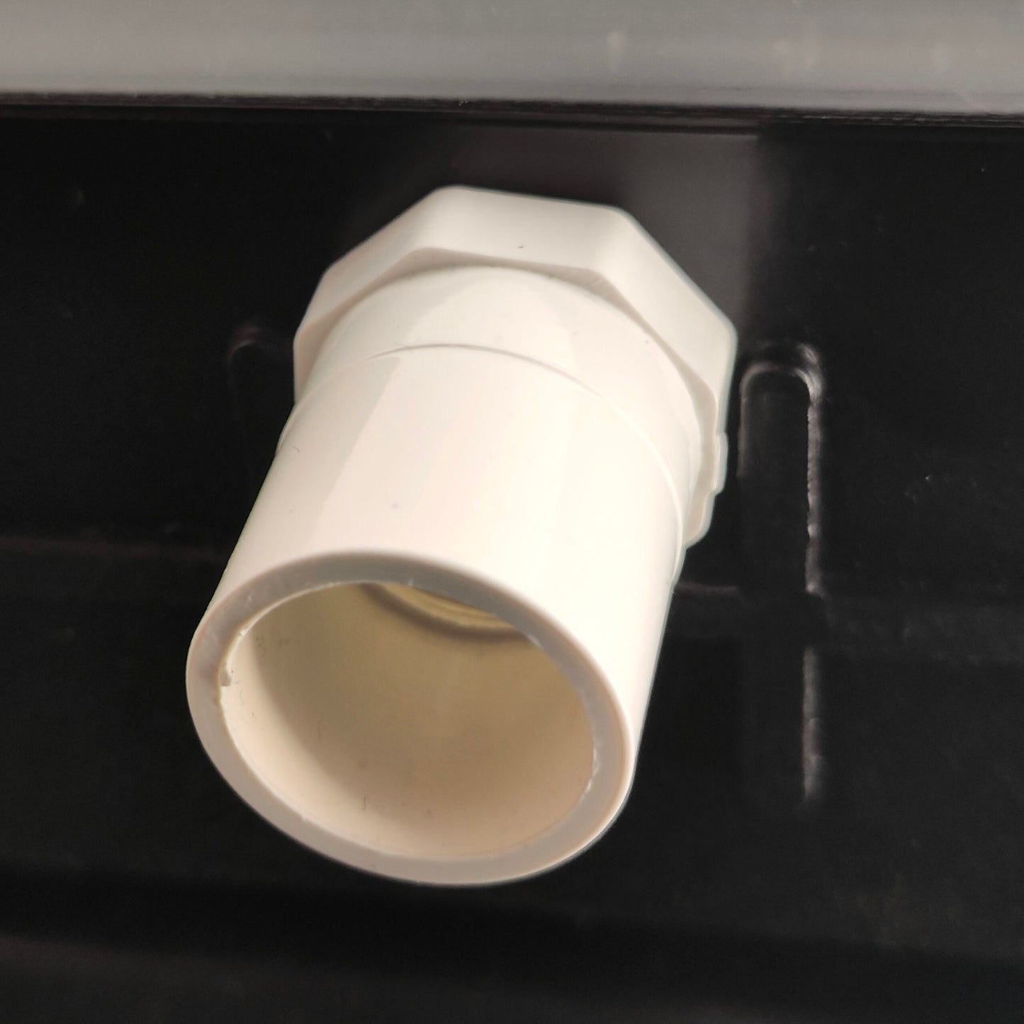 Overflow Drain Fitting For Farmtek Hydroponic DWC Tray