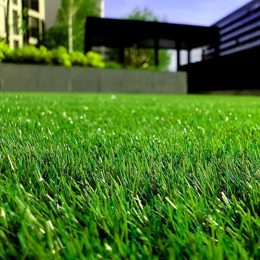 Farmtek Lawn Fertilizer NPK 30-10-10+TE 100% Soluble 25kg Lawn Nutrient
